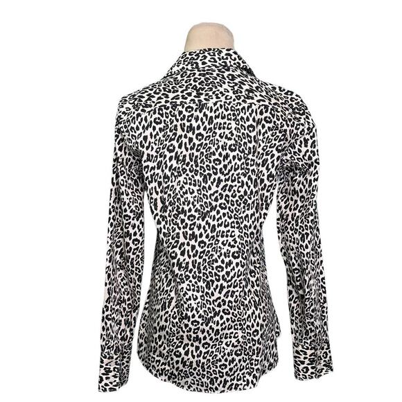 Land’s End animal print long sleeves buttoned blouse size 2 - Picture 8 of 11
